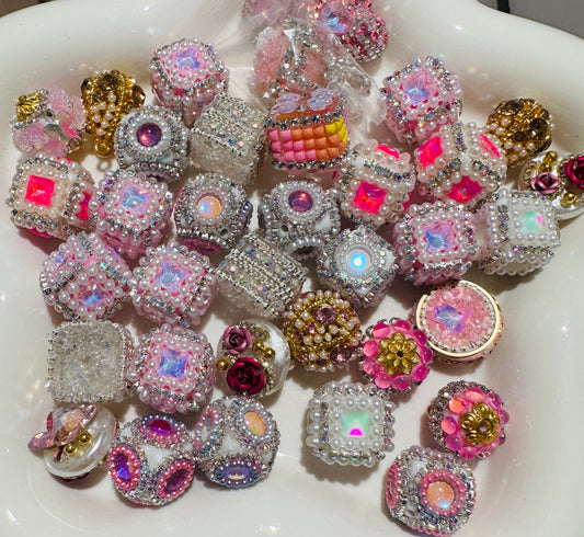 D40.Pink diamond bead mix
